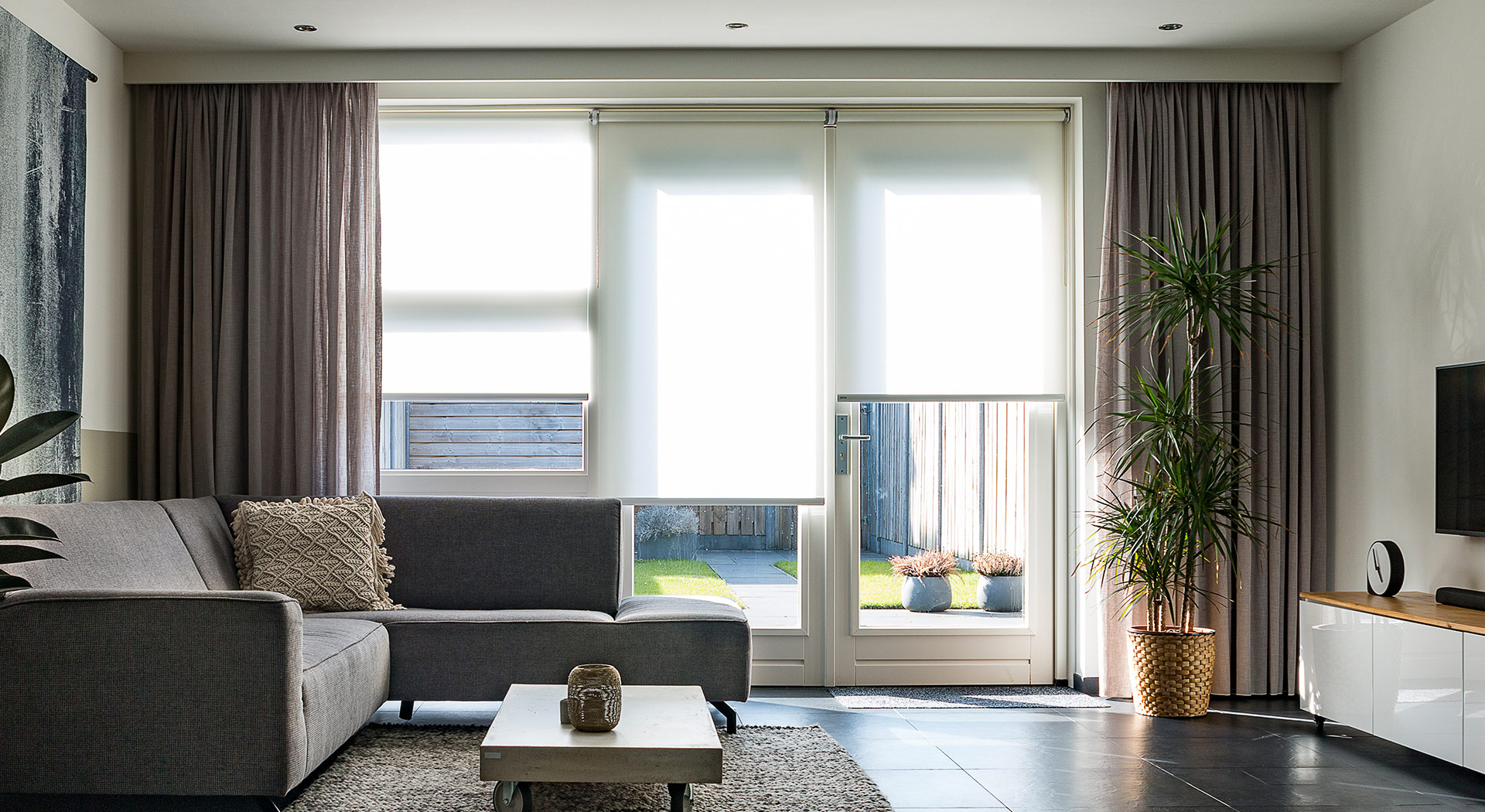 我們熱愛陽光,我們專注遮陽